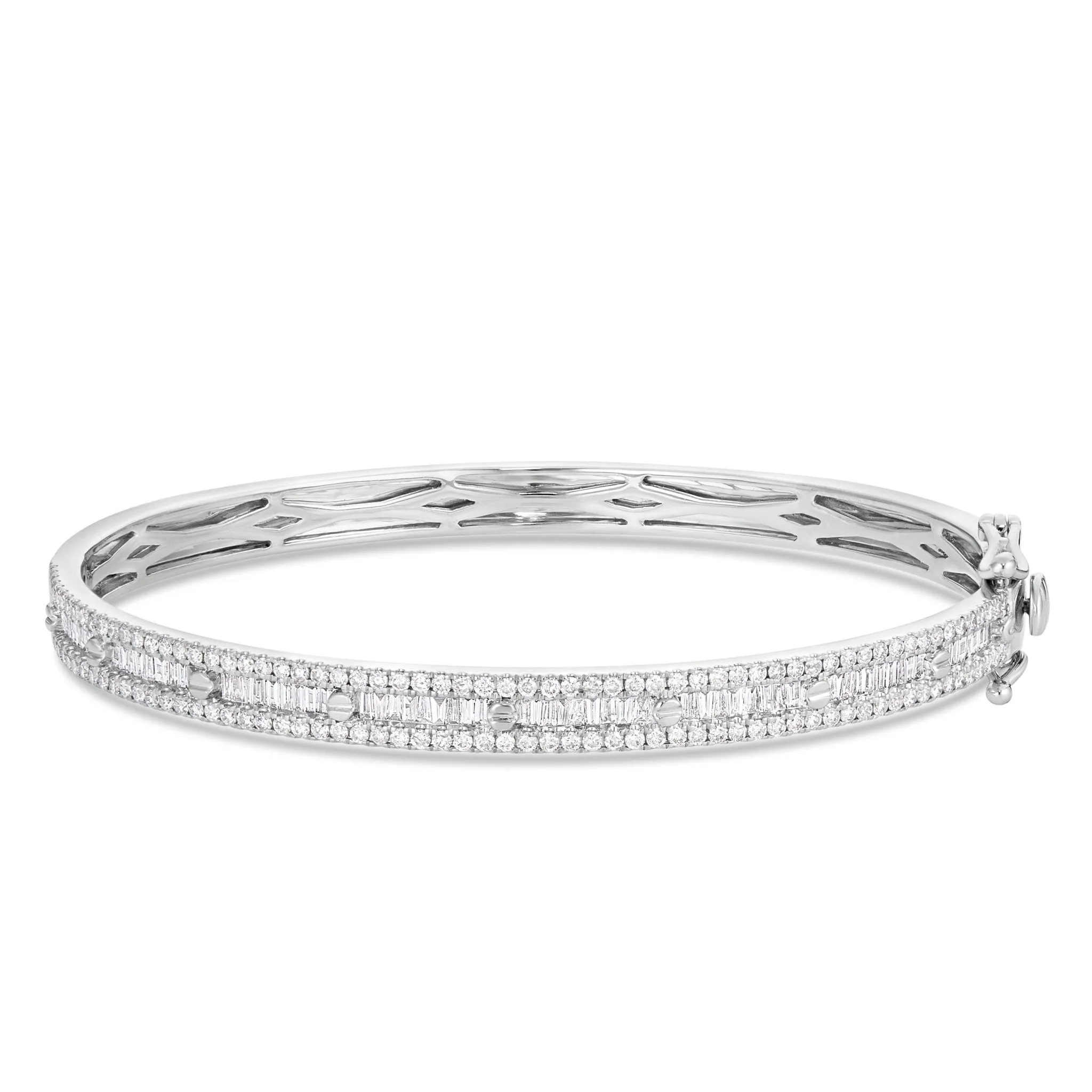 10K White Gold 2.25ct Baguette Diamond Bangle Bracelet