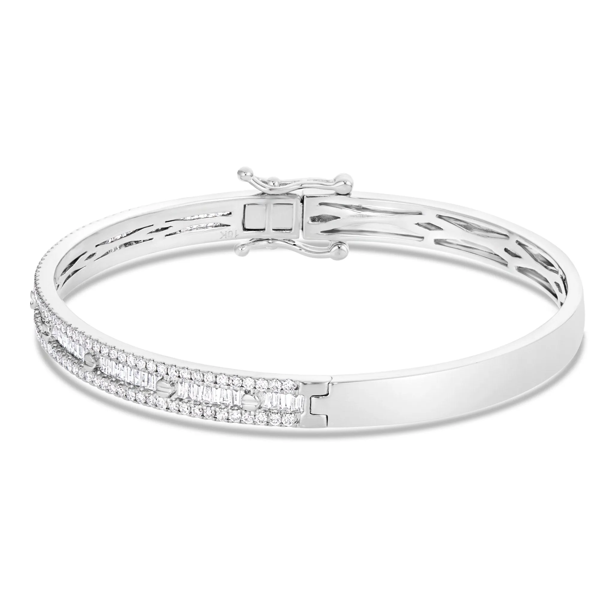 10K White Gold 2.25ct Baguette Diamond Bangle Bracelet