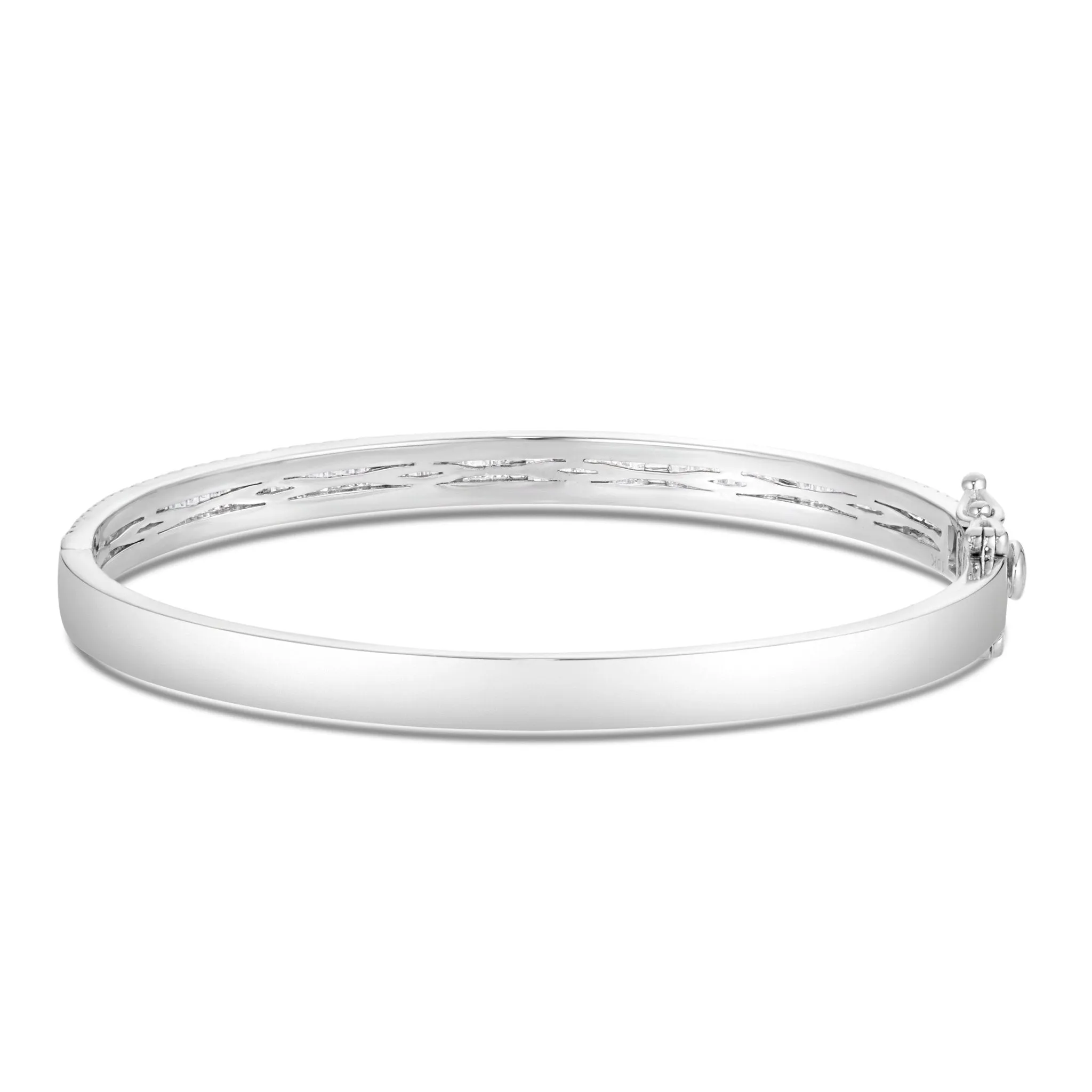 10K White Gold 2.25ct Baguette Diamond Bangle Bracelet