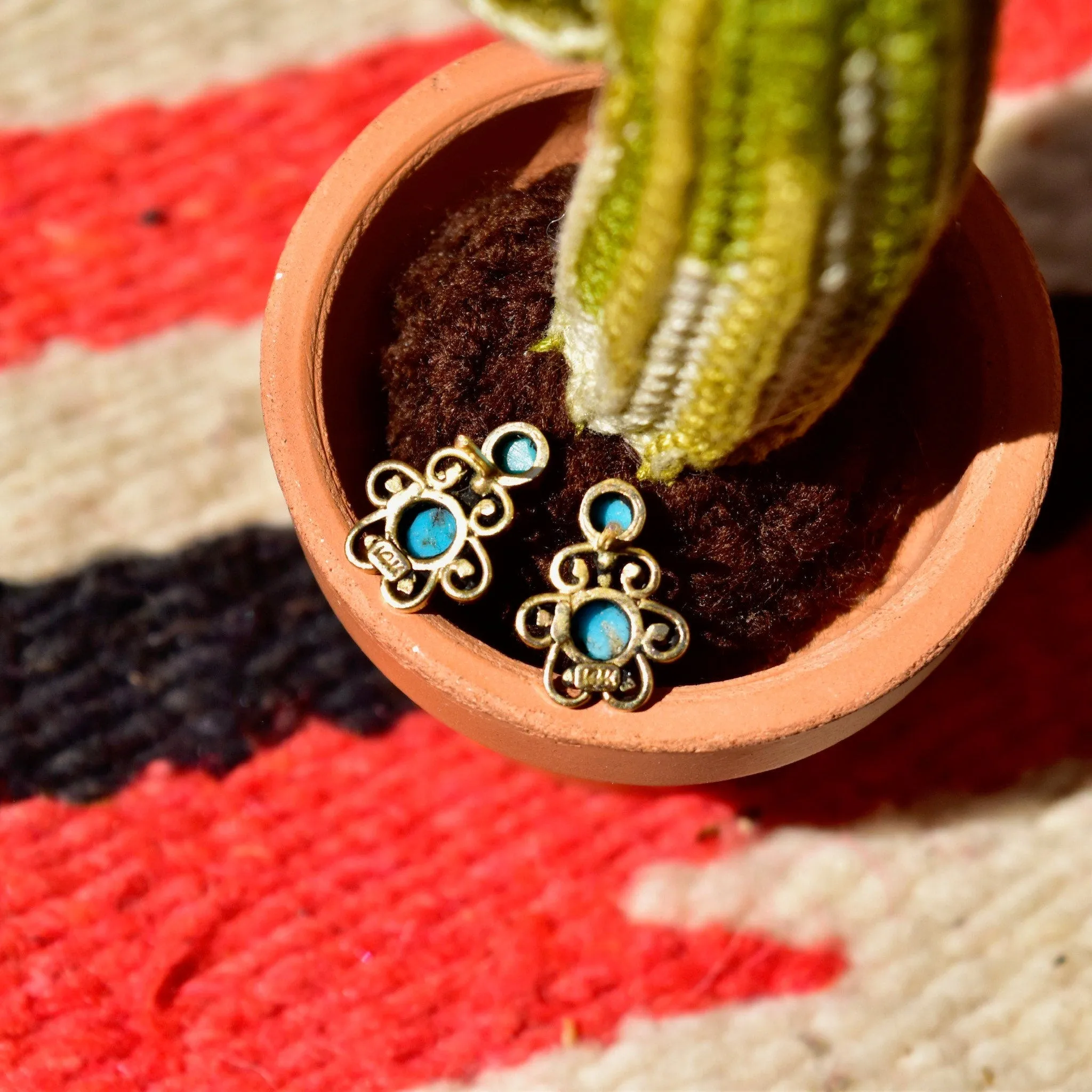 14K Turquoise Flower Studs, Dainty Two-Stone Yellow Gold Earrings, Estate Jewelry, 14mm