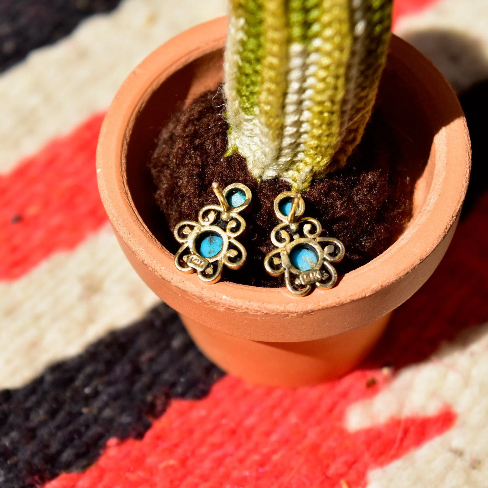 14K Turquoise Flower Studs, Dainty Two-Stone Yellow Gold Earrings, Estate Jewelry, 14mm