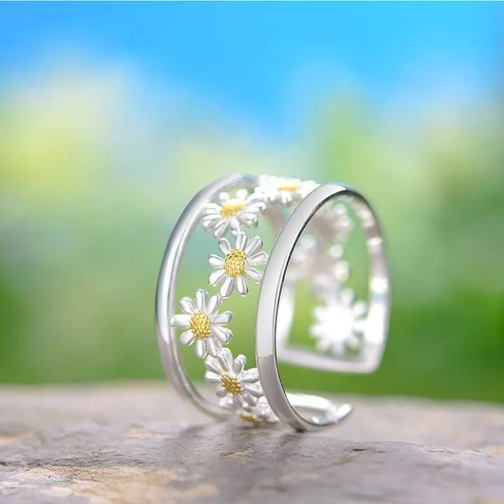 18k Gold Garden Flower Ring