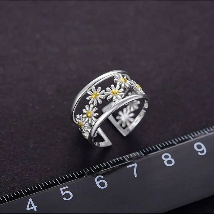 18k Gold Garden Flower Ring