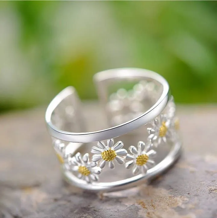 18k Gold Garden Flower Ring