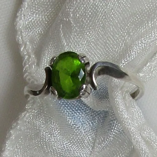 Affordable Peridot Fashion Ring Size 7