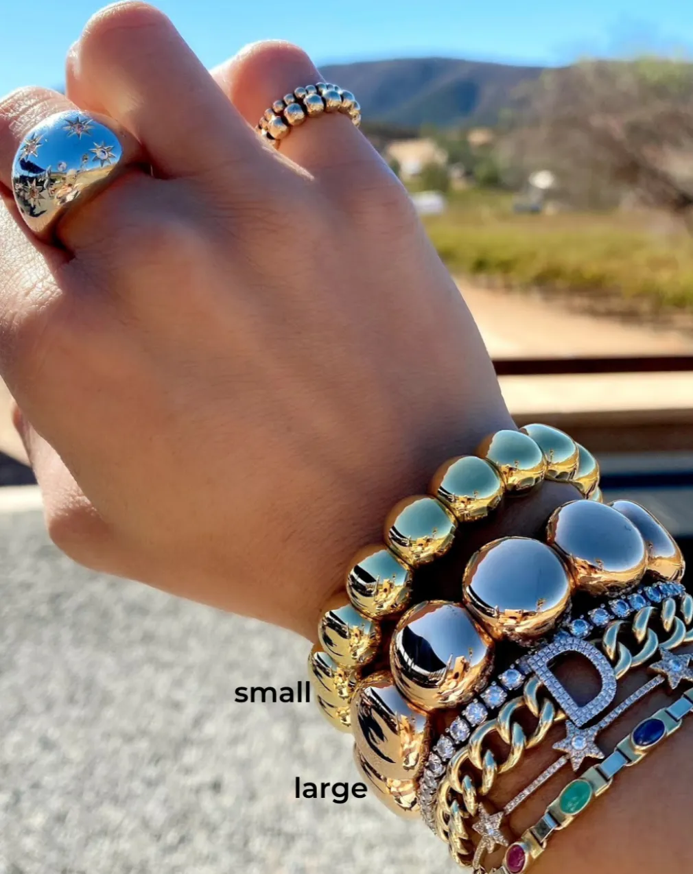 Aura Dama Large Beads with Diamond Bars Bracelet by Roberto Demeglio