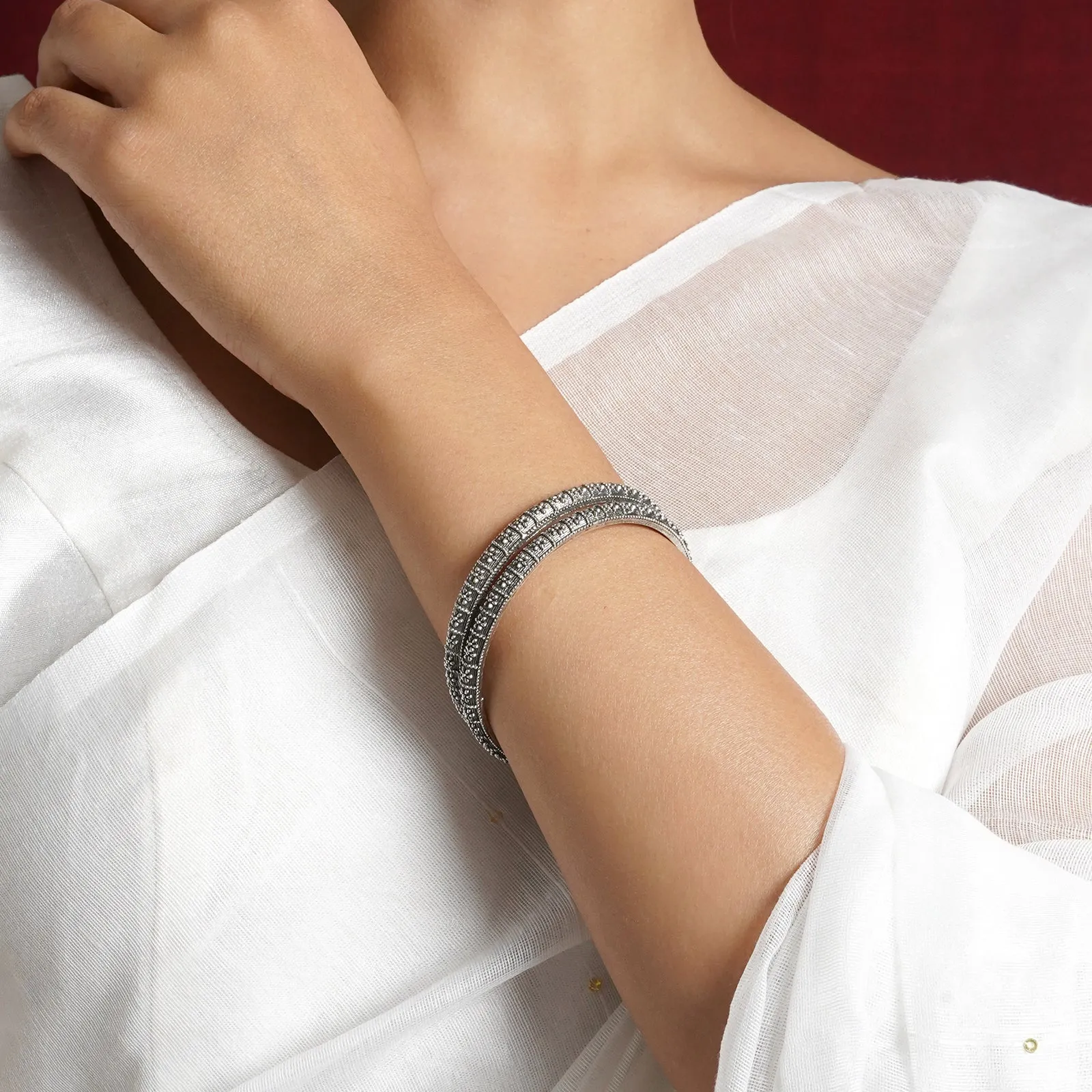 Avanti Silver Oxidized Bangles