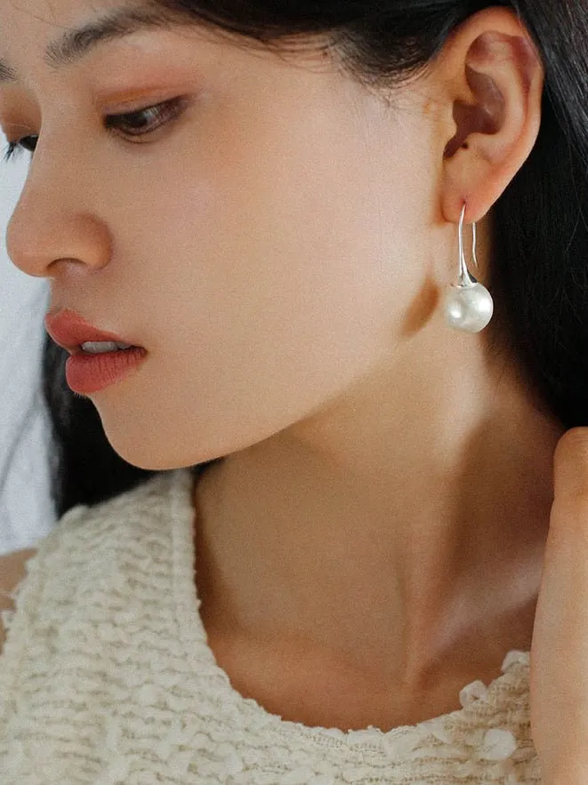 Black Onyx White Crystals Pearl Ear Hooks Drop Earrings
