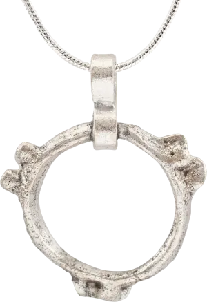 CELTIC PROSPERITY RING NECKLACE, C.300-100 BC