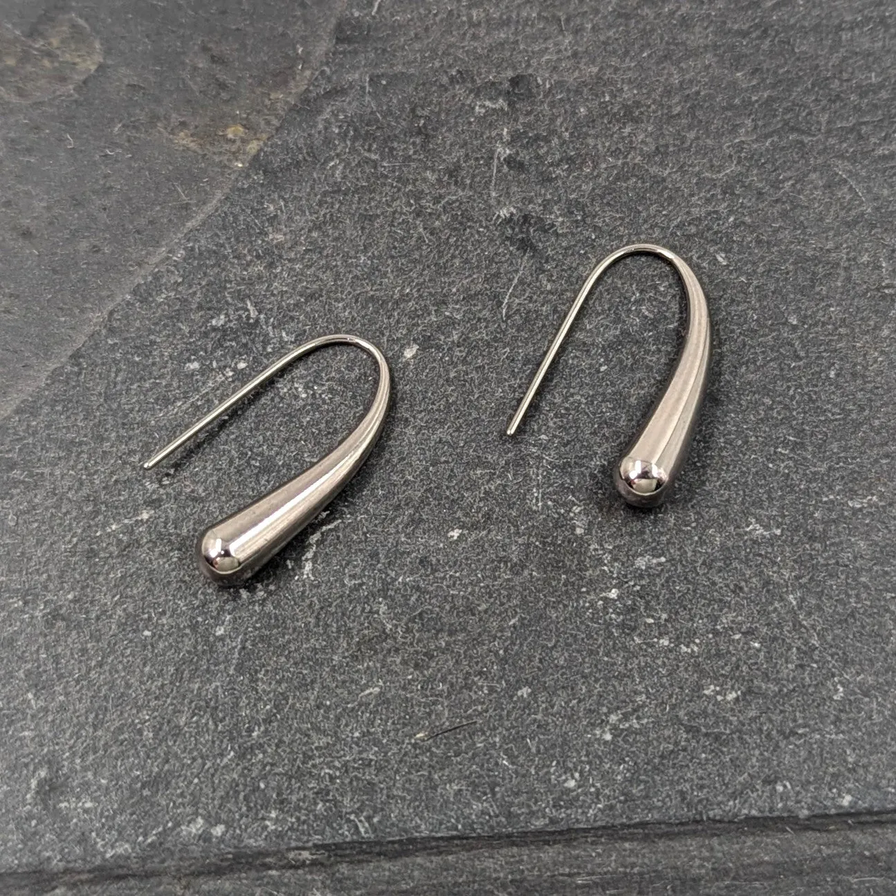 Contemporary organic bar stainless steel earring