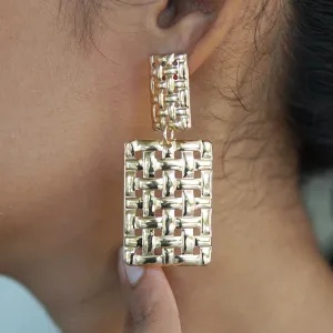 CONTEMPORARY OVERSIZED WEAVE TEXTURED GOLD-TONED RECTANGULAR DROP EARRINGS