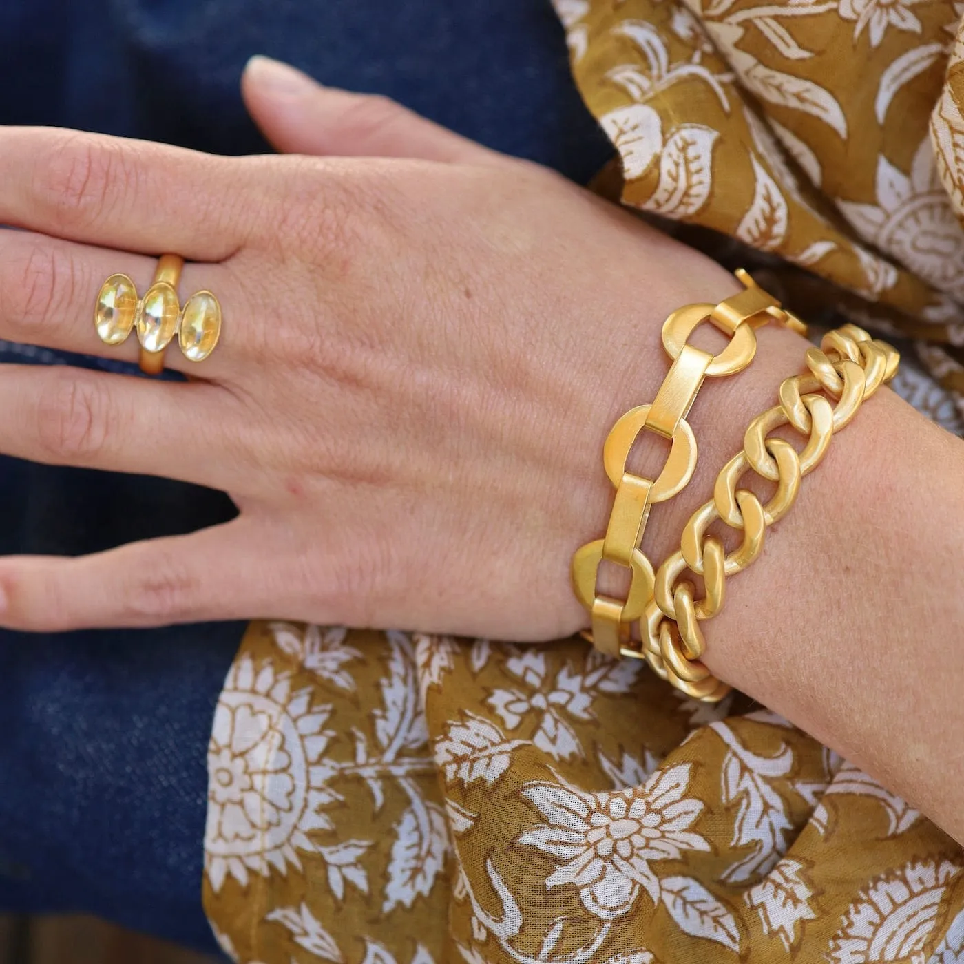 Cut Out Disc Chain Bracelet - Gold Plated Brass