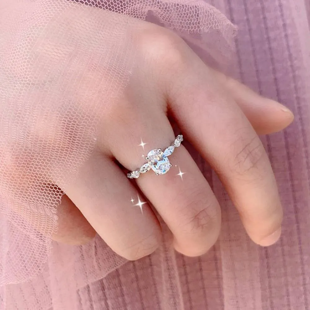 Dainty AAA Cubic Zircon Silver Color Delicate Proposal Ring