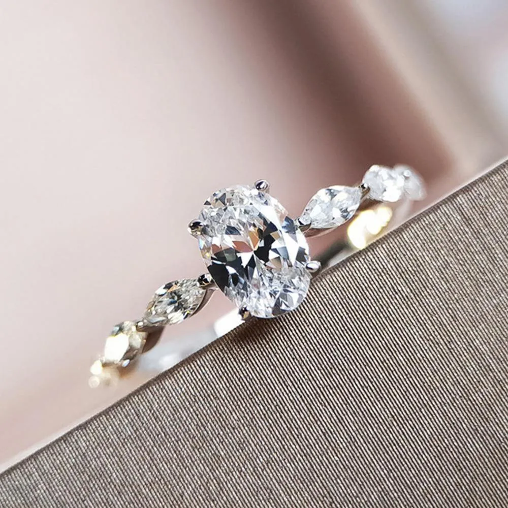 Dainty AAA Cubic Zircon Silver Color Delicate Proposal Ring