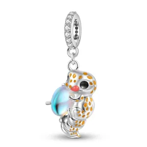 Dangling Gecko Charm
