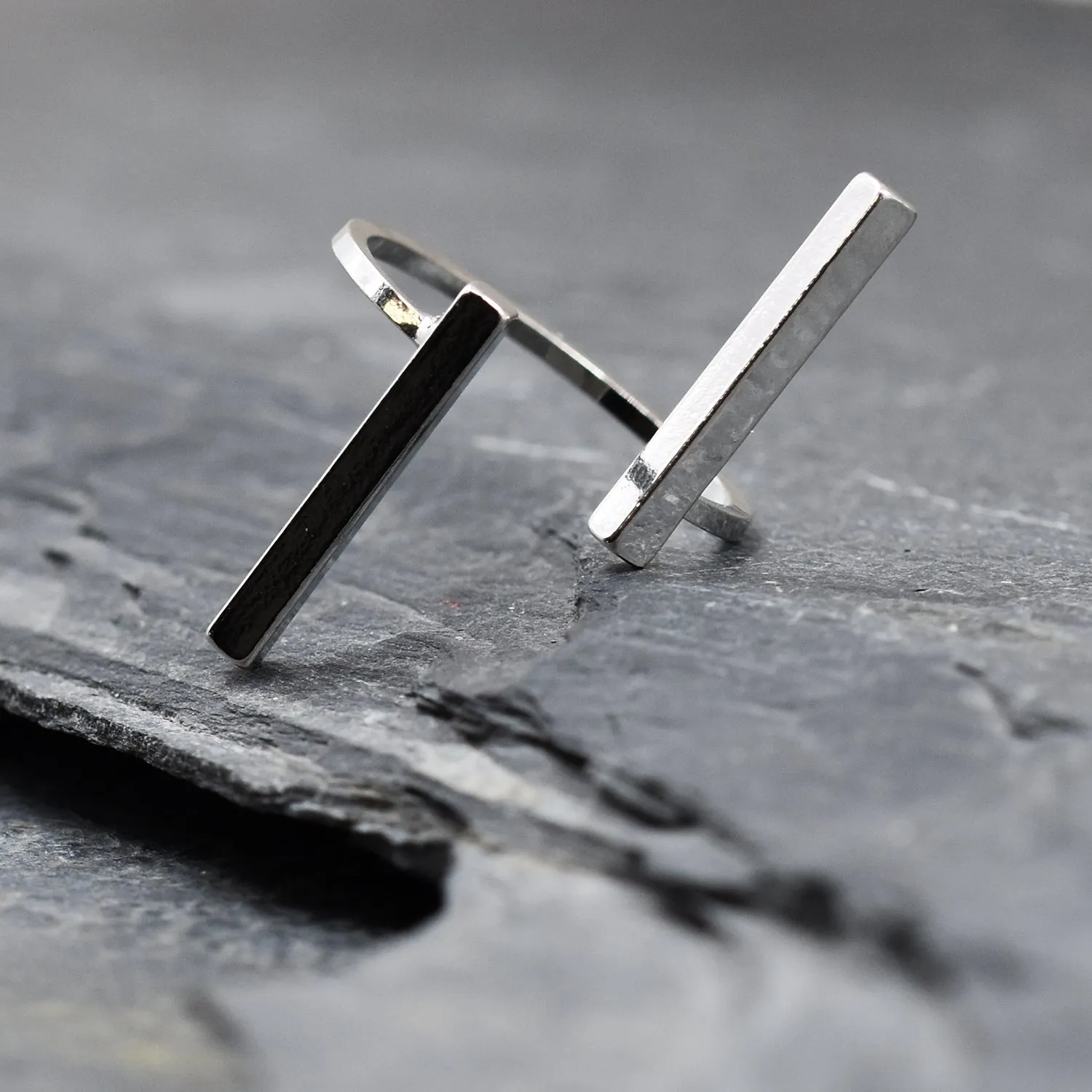 Delicate double T bar ring