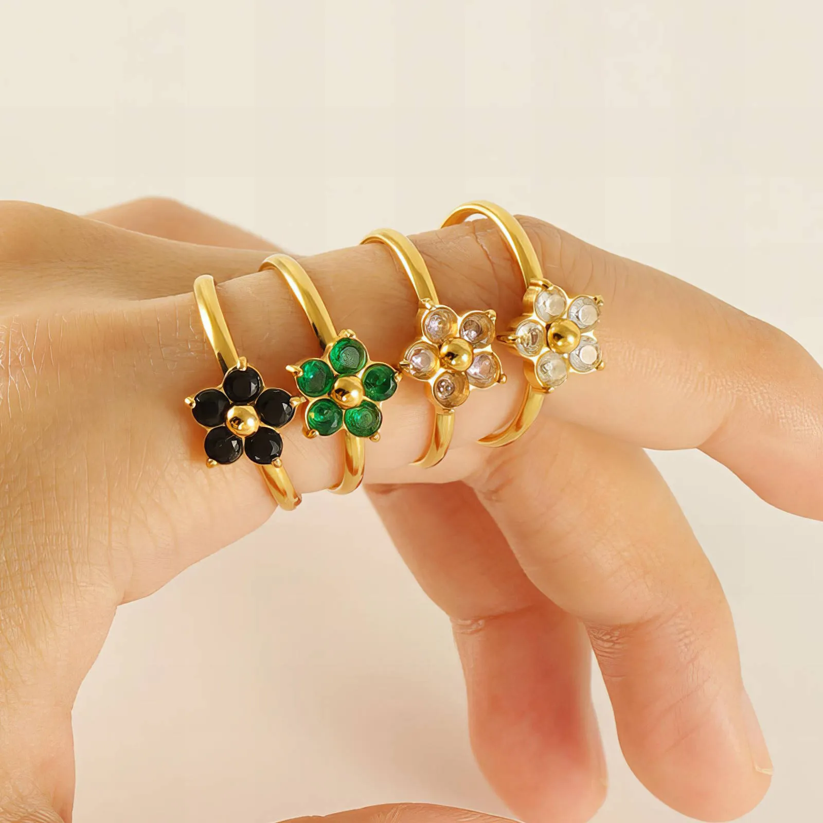 Delicate Floral Blossom Ring in 18K Gold Plated Steel