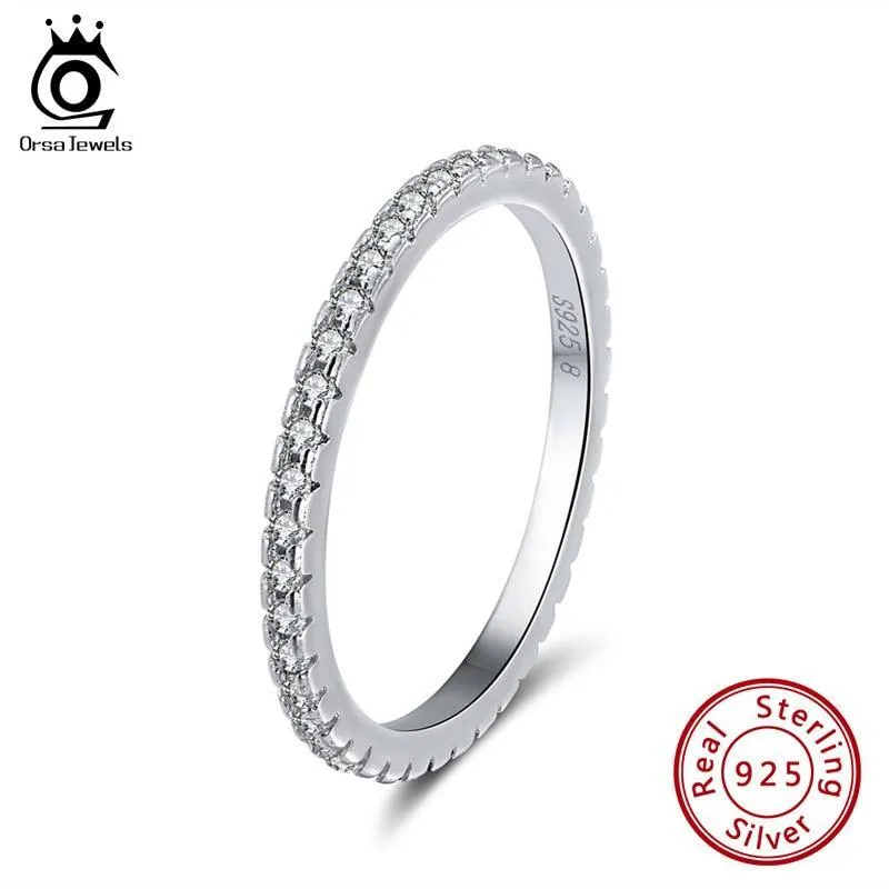 Delicate Silver AAAA Quality Cubic Zirconia Diamonds Ring