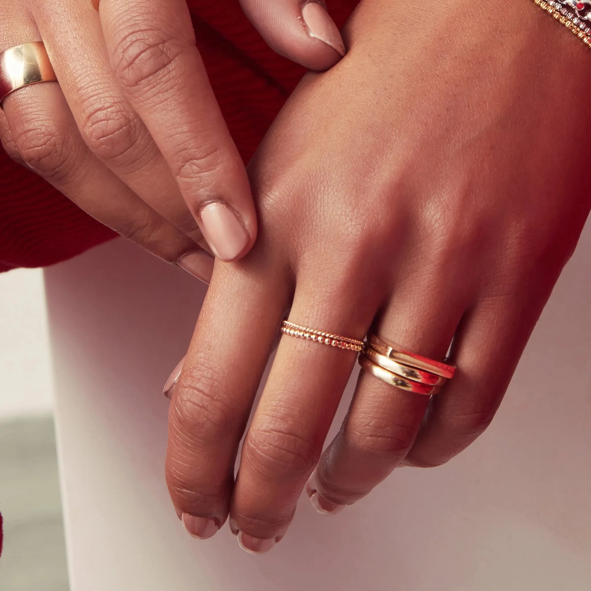 Delicate Twist Band
