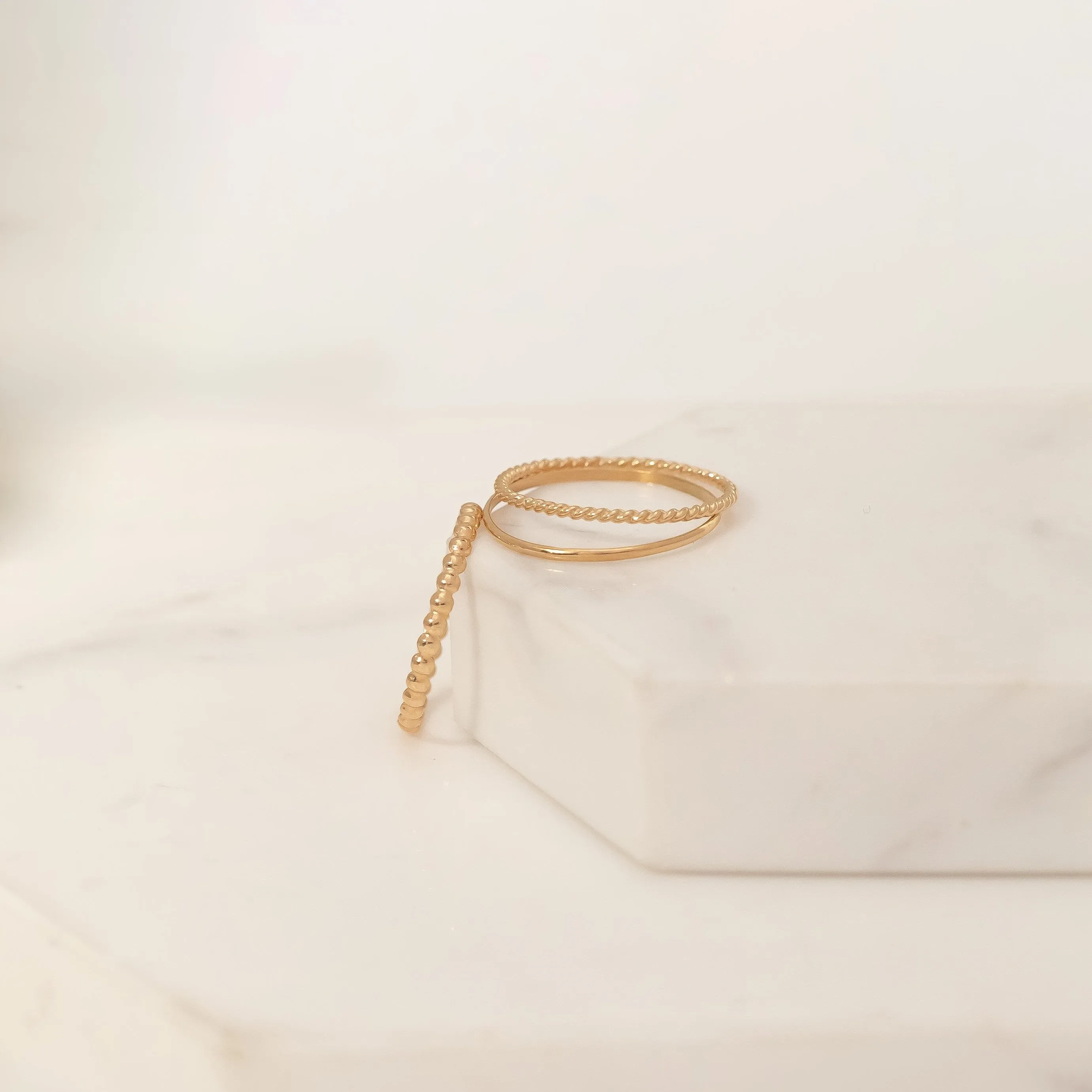 Delicate Twist Band