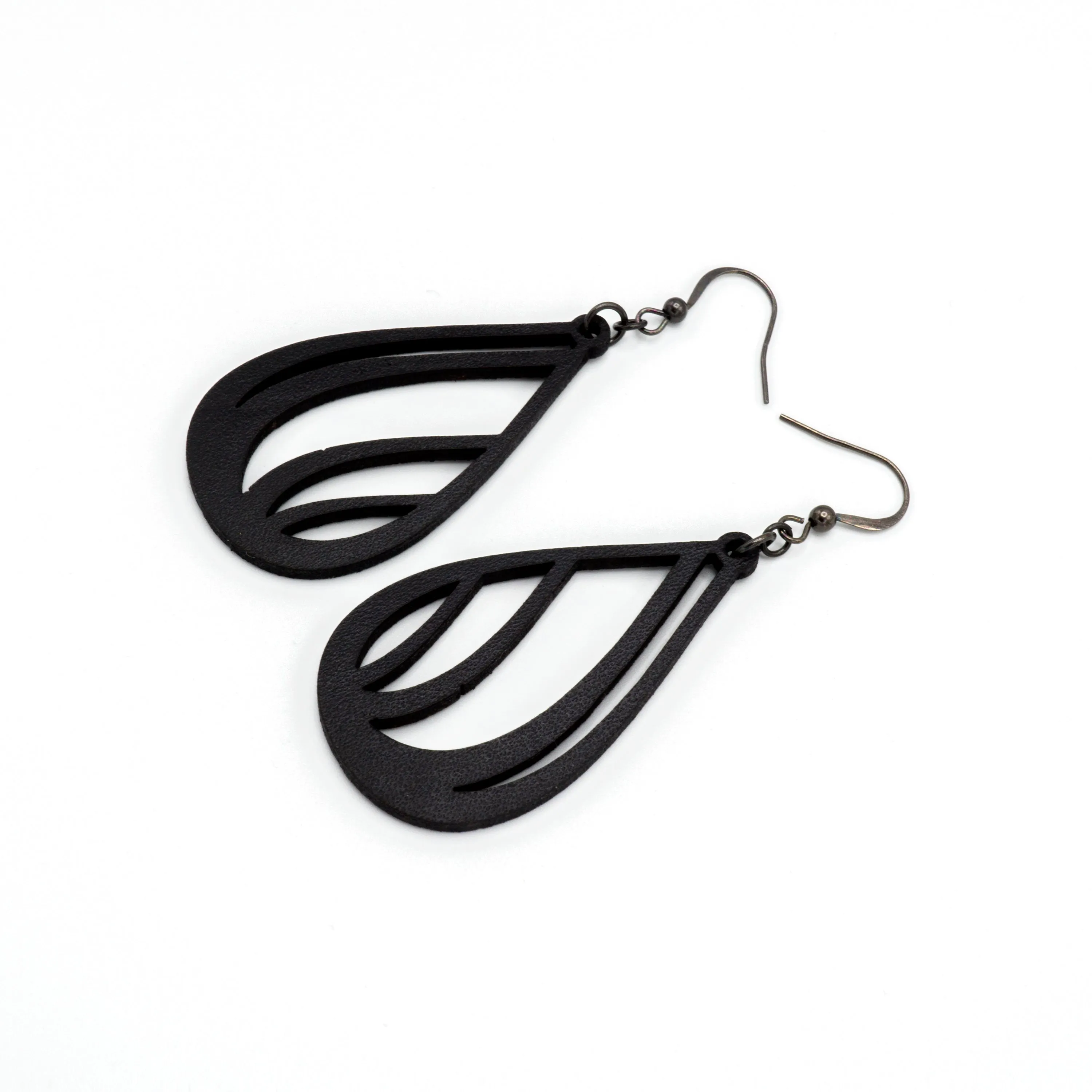Drop 03 [S] // Leather Earrings. -Black