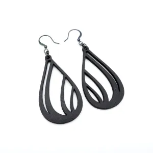 Drop 03 [S] // Leather Earrings. -Black