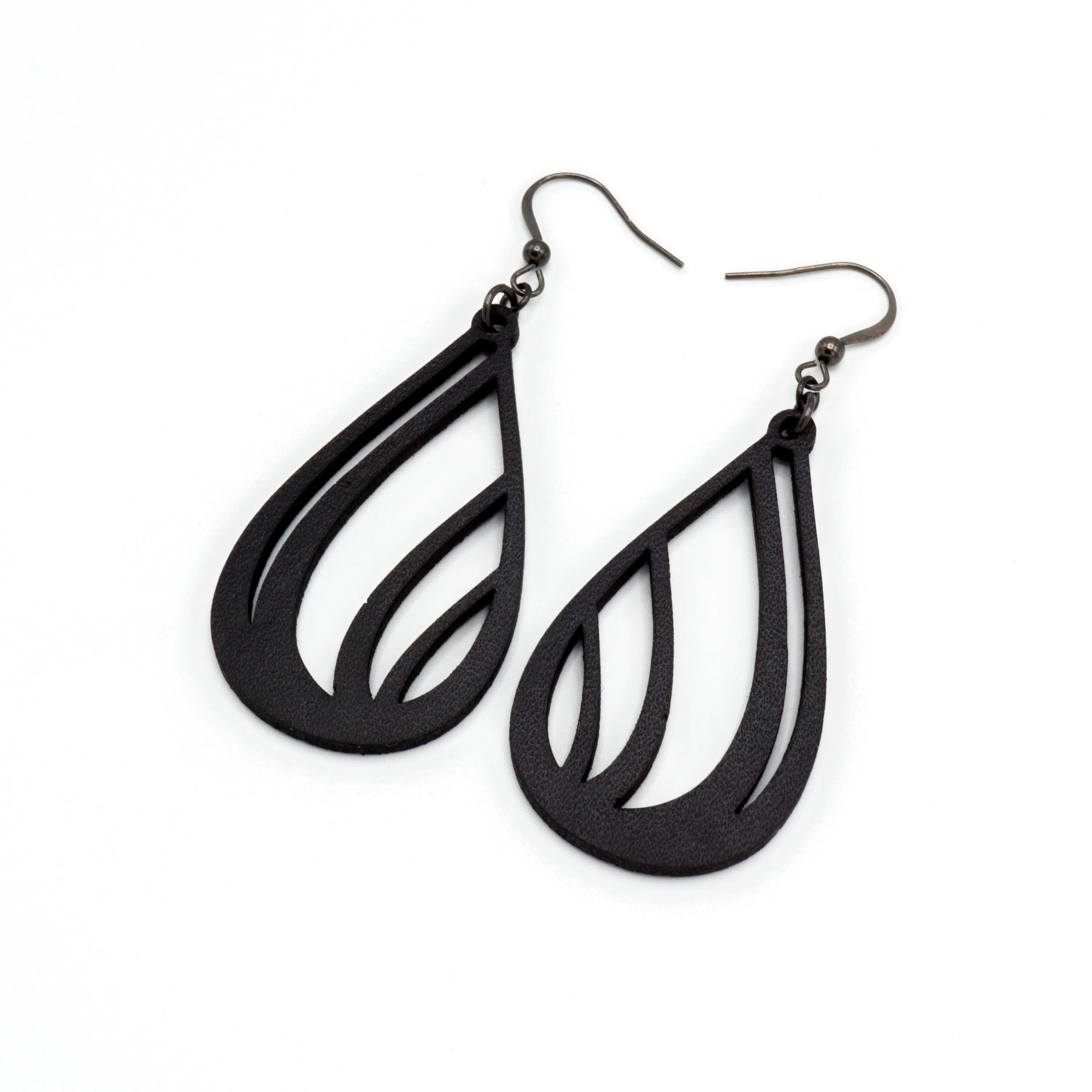 Drop 03 [S] // Leather Earrings. -Black
