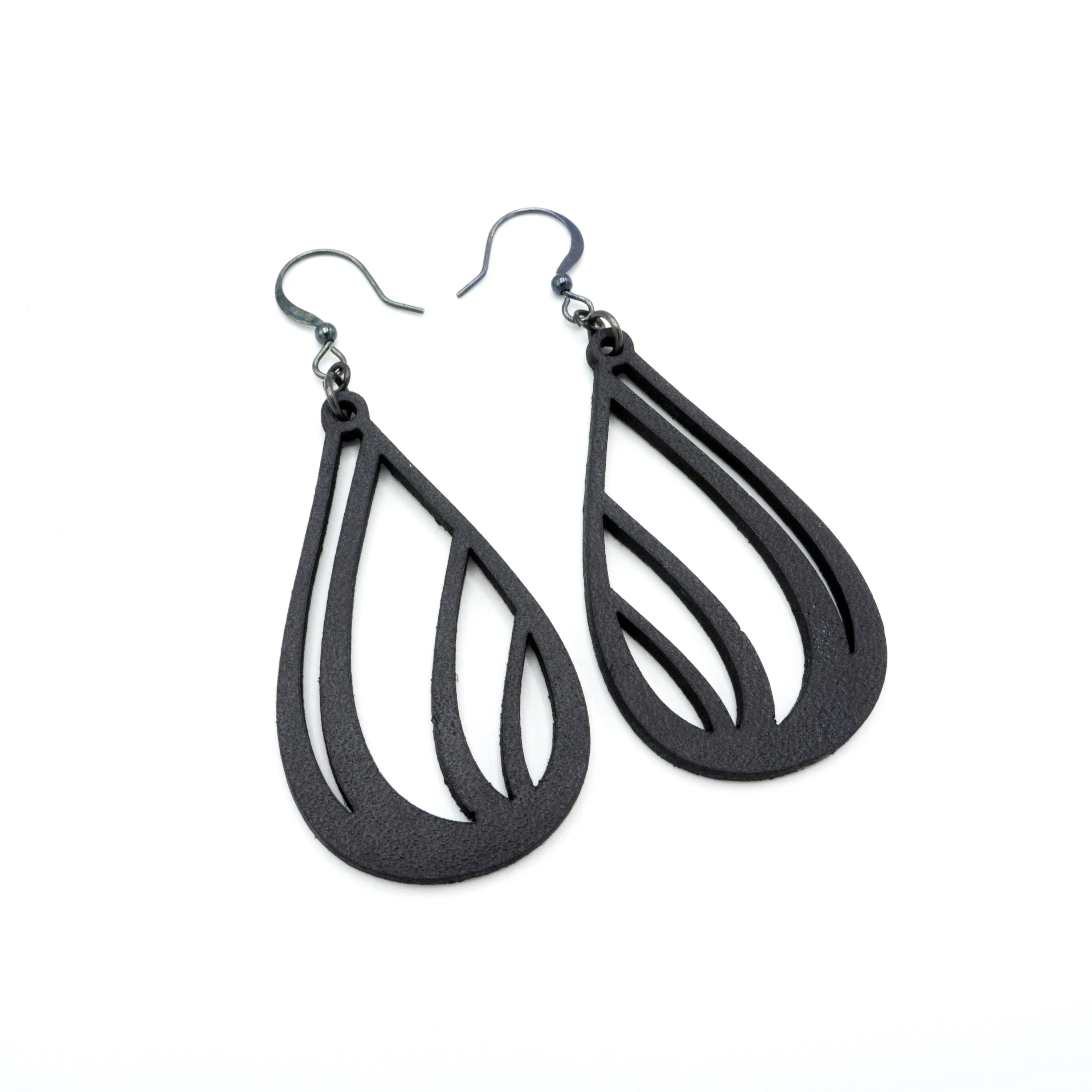 Drop 03 [S] // Leather Earrings. -Black