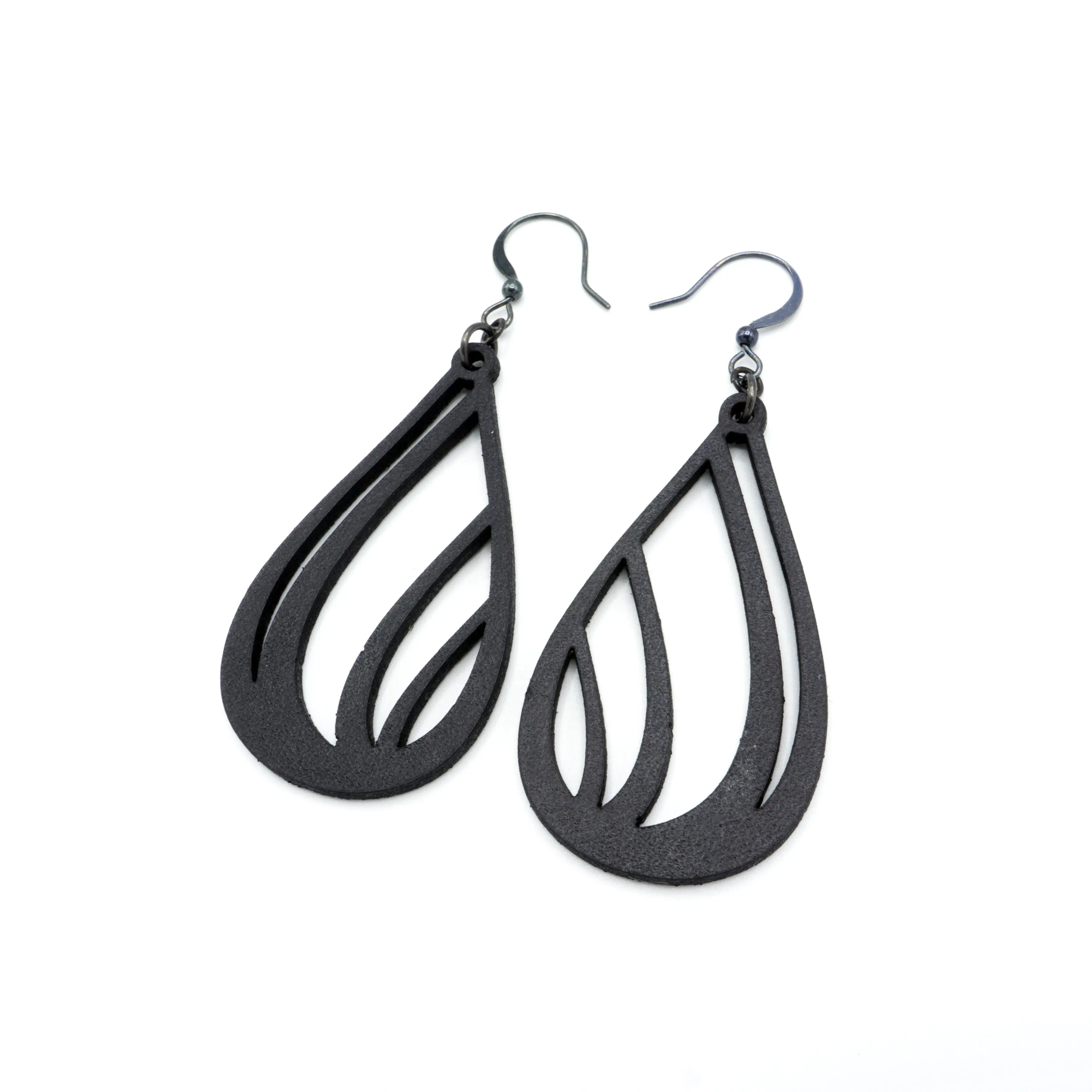 Drop 03 [S] // Leather Earrings. -Black
