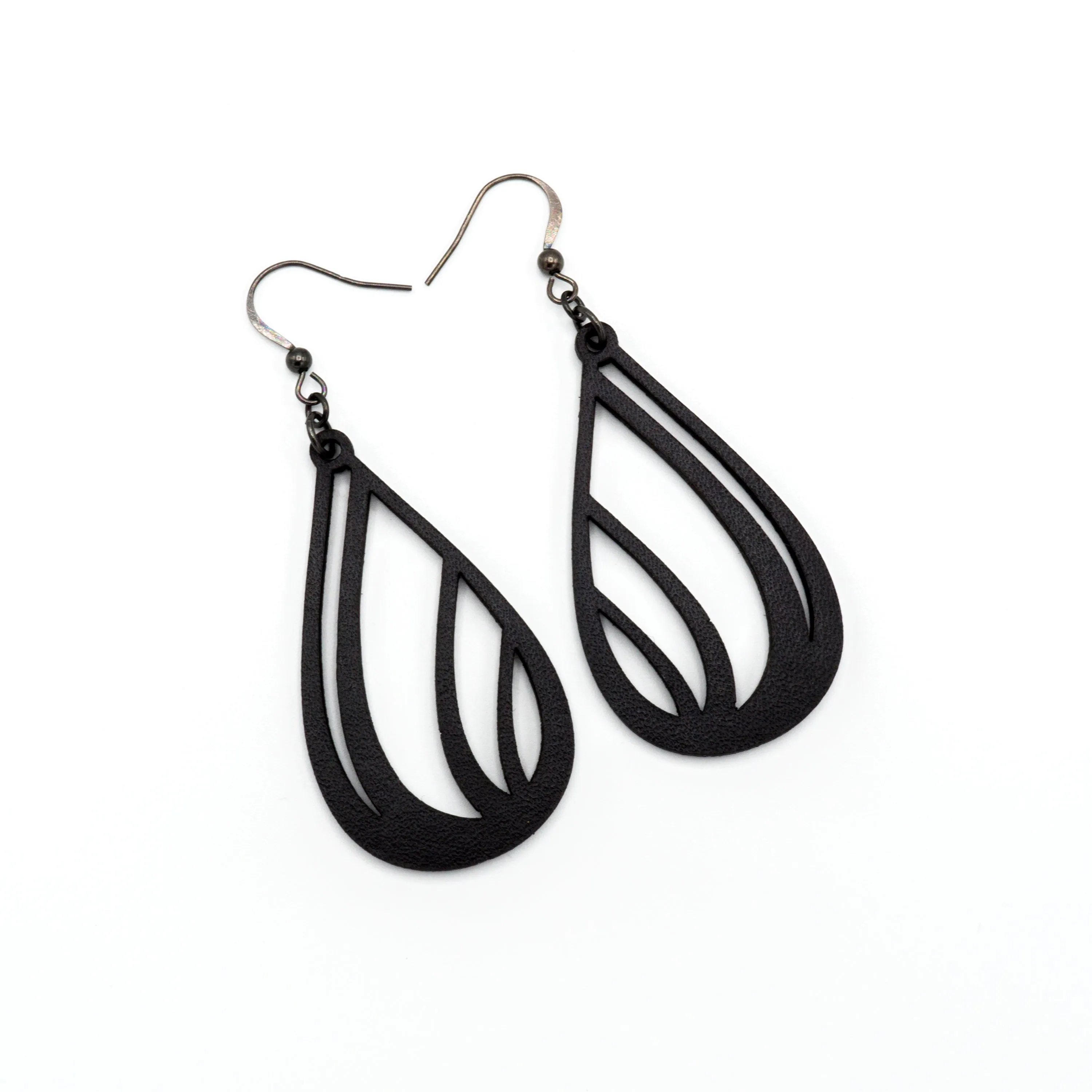 Drop 03 [S] // Leather Earrings. -Black