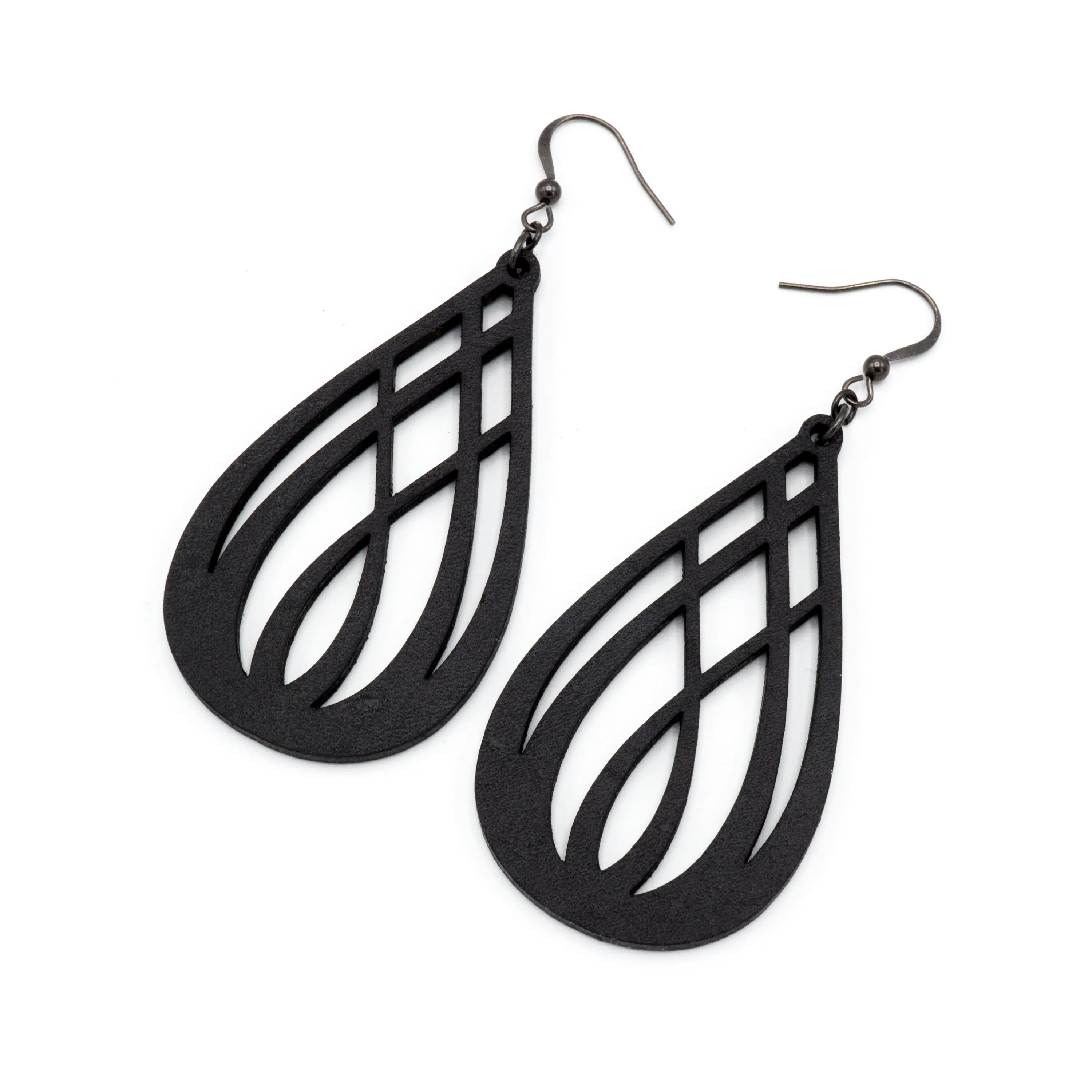 Drop 07 [L] // Leather Earrings - Black