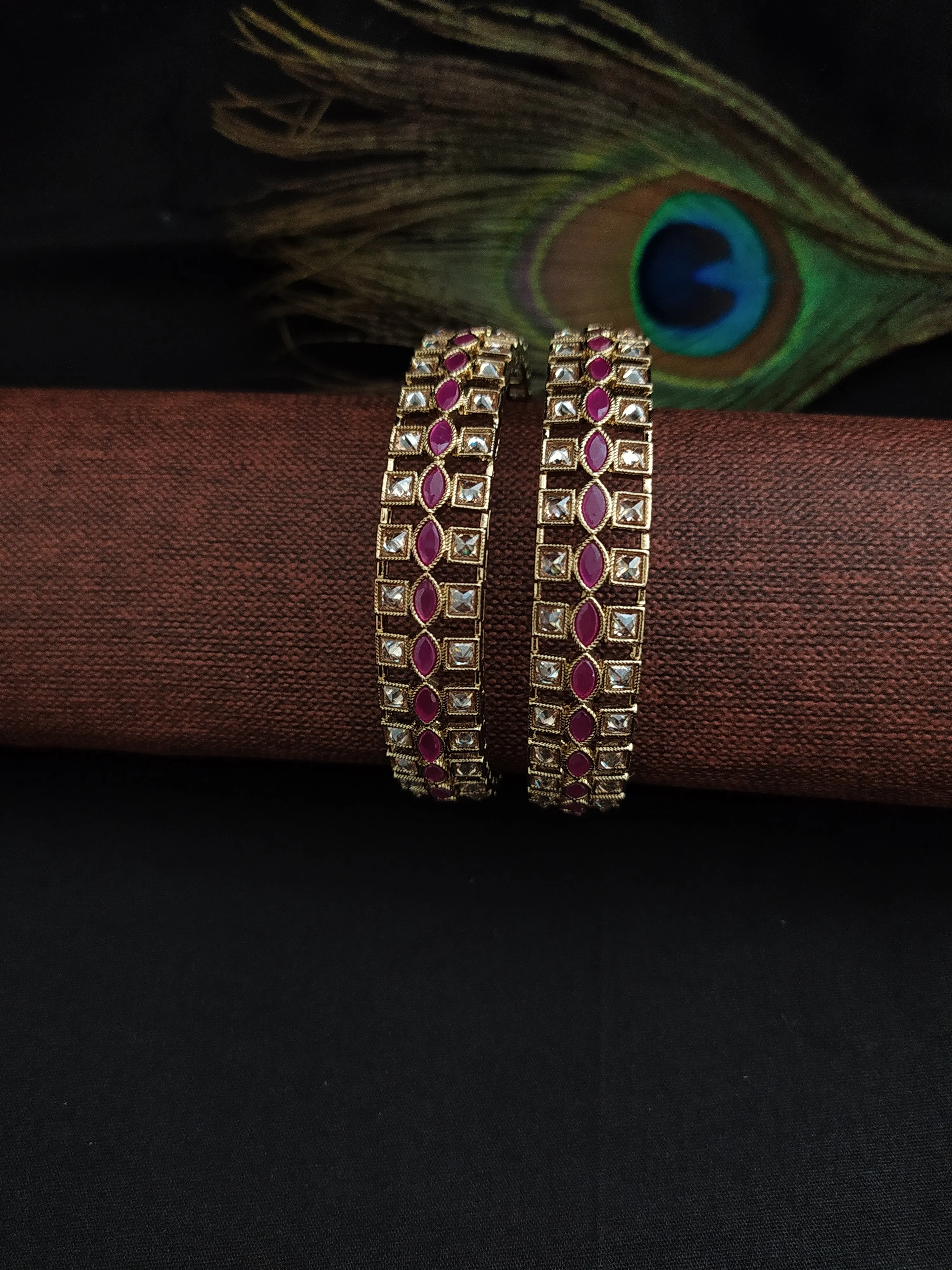 Elegant Uncut Polki Bangles in Mehandi Finish