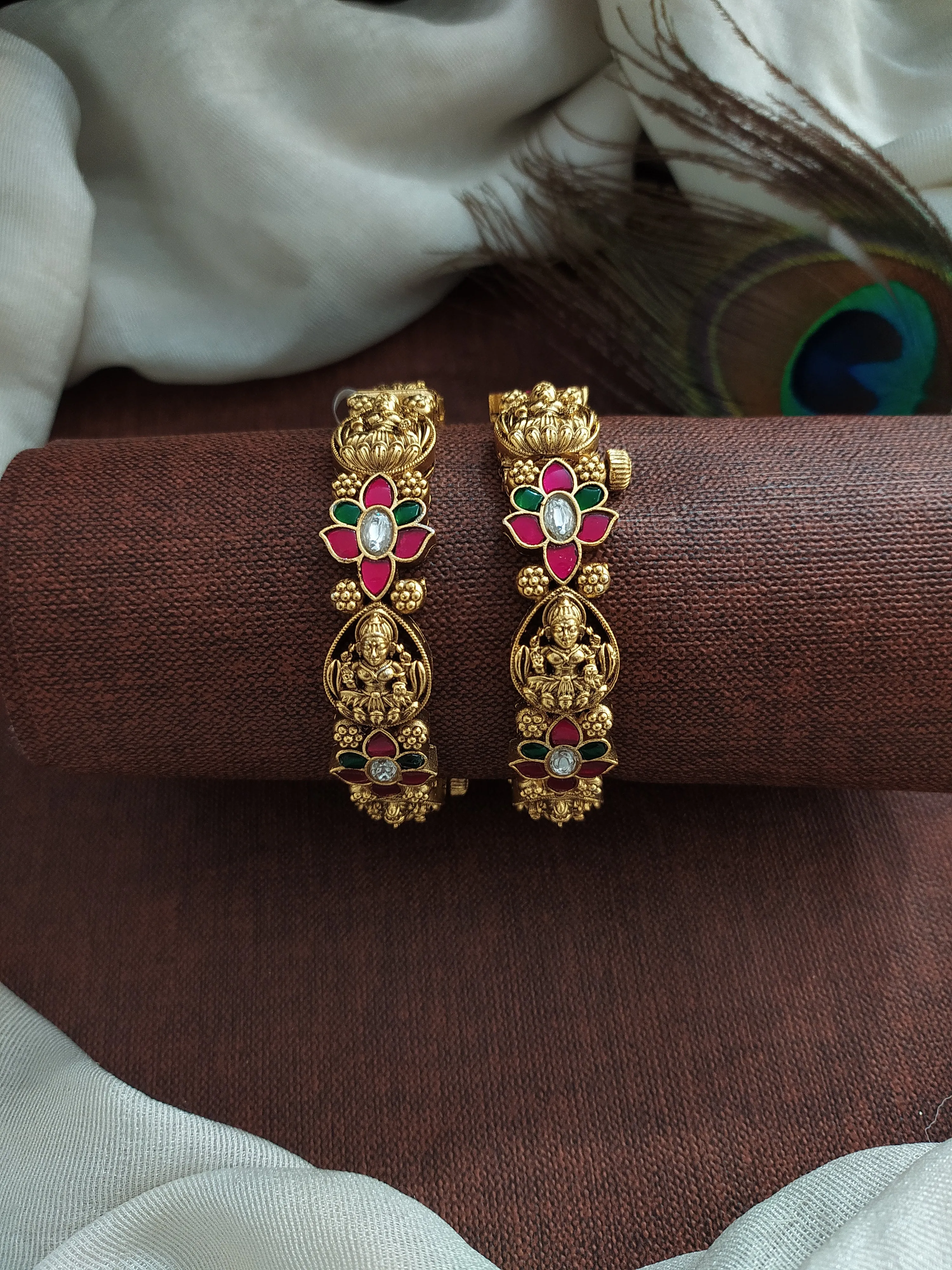 Enchanting Embrace of The Divine Elegance kundan Stones Matt Antique Screw Kada