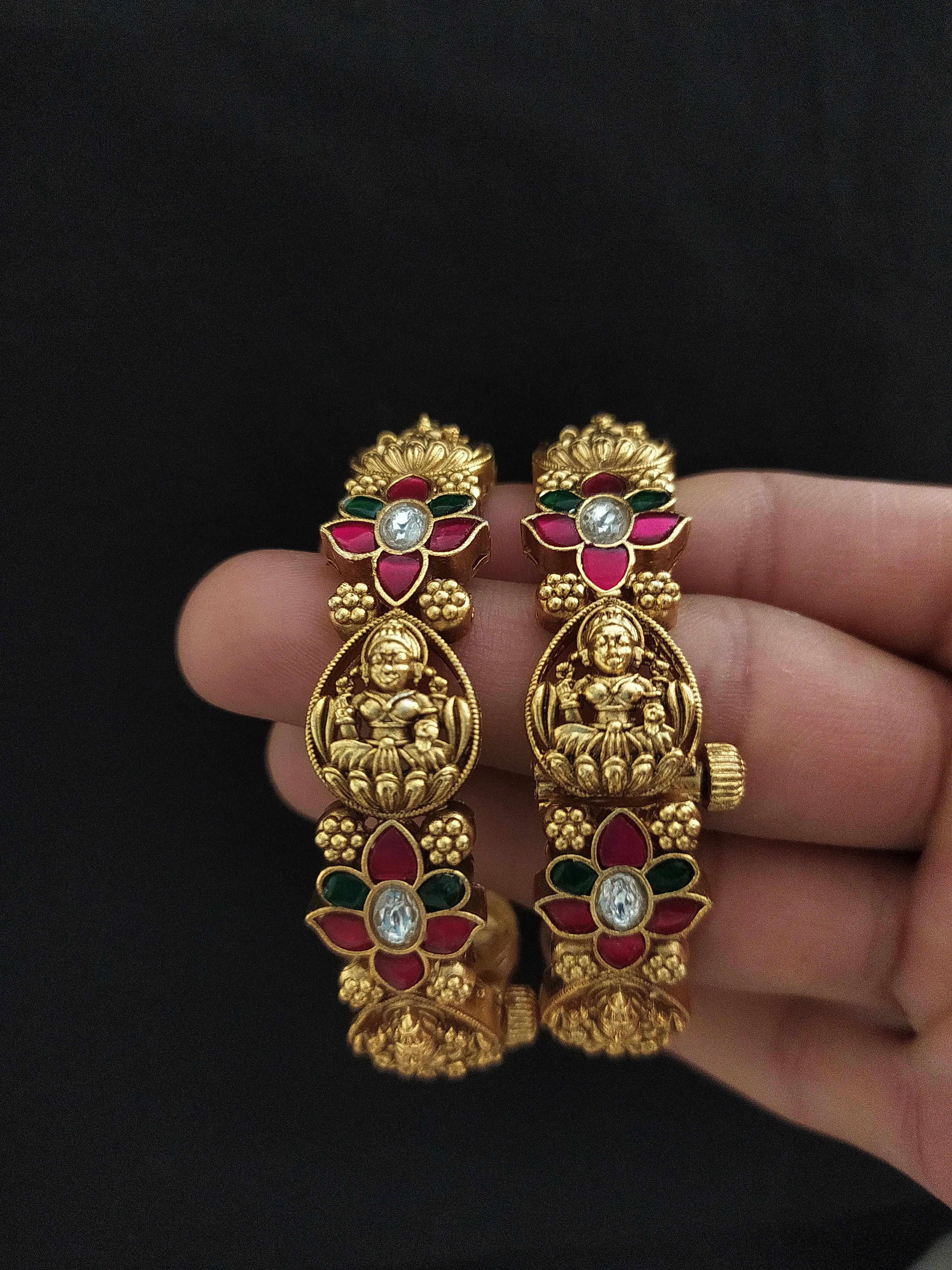 Enchanting Embrace of The Divine Elegance kundan Stones Matt Antique Screw Kada