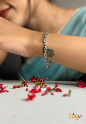 Ethnic Details Vintage Inspired Bangles