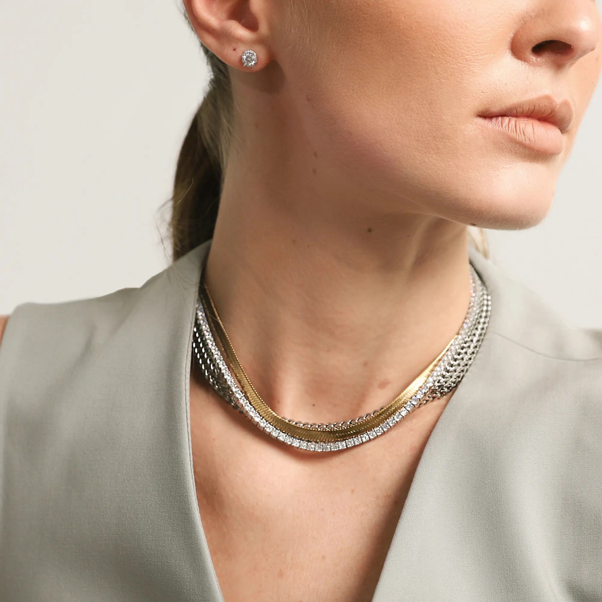 EXCITING NECKLACE SET