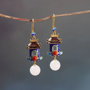 Exquisite and luxurious court-shaped earrings for women