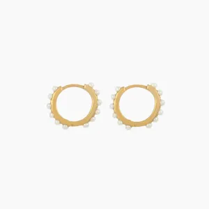 Freshwater Pearls Huggie Earrings