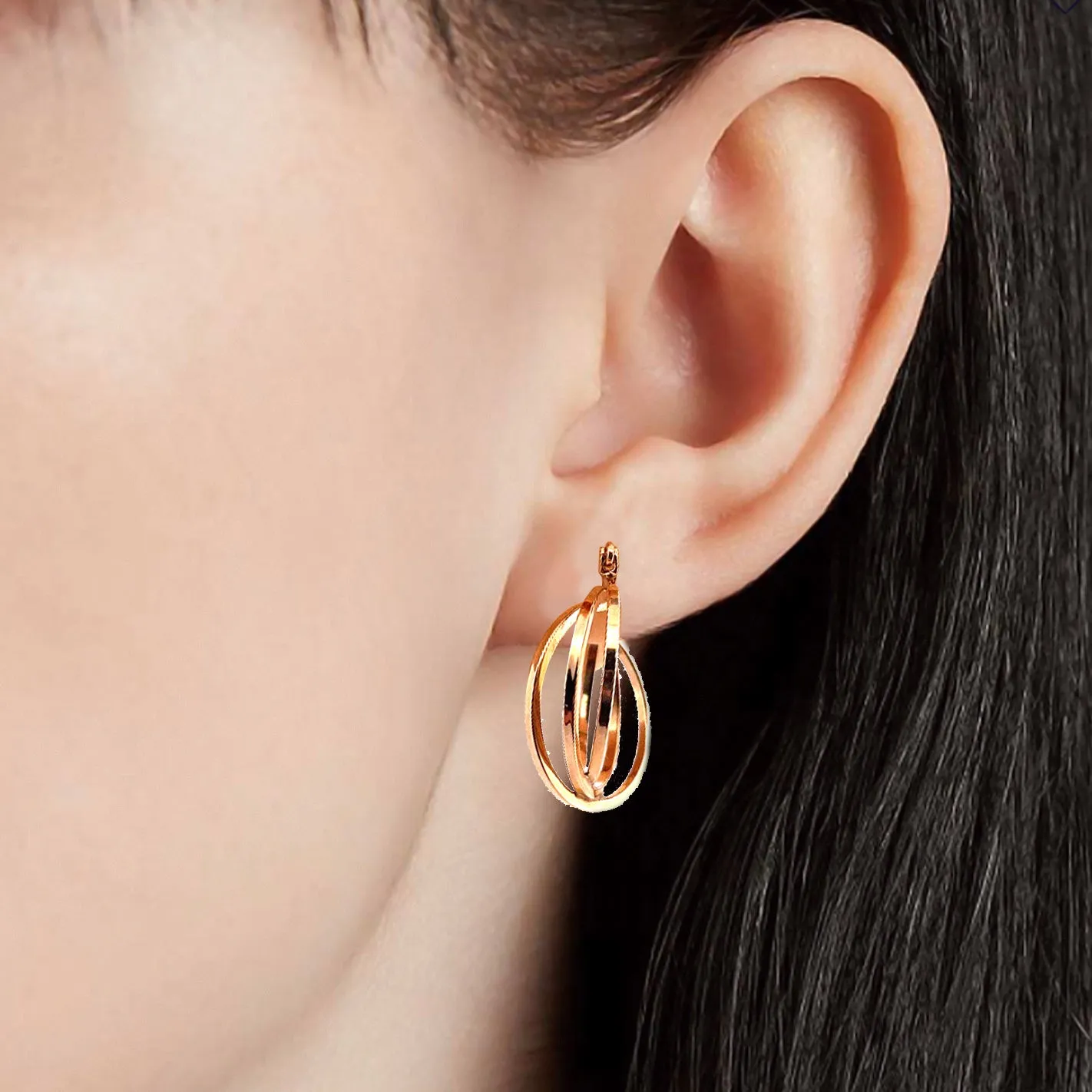 Glamorous 14K Yellow Gold Triple Hoop Earrings