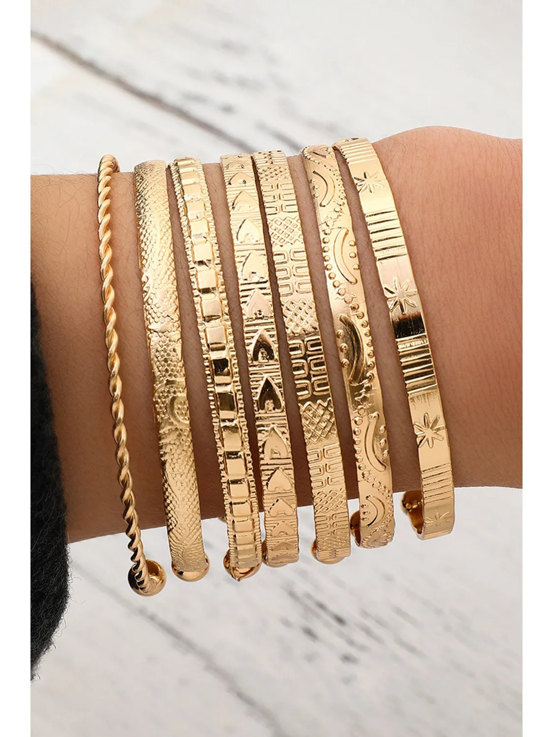 Gold 7pcs Textured Open Alloy Bangle Set