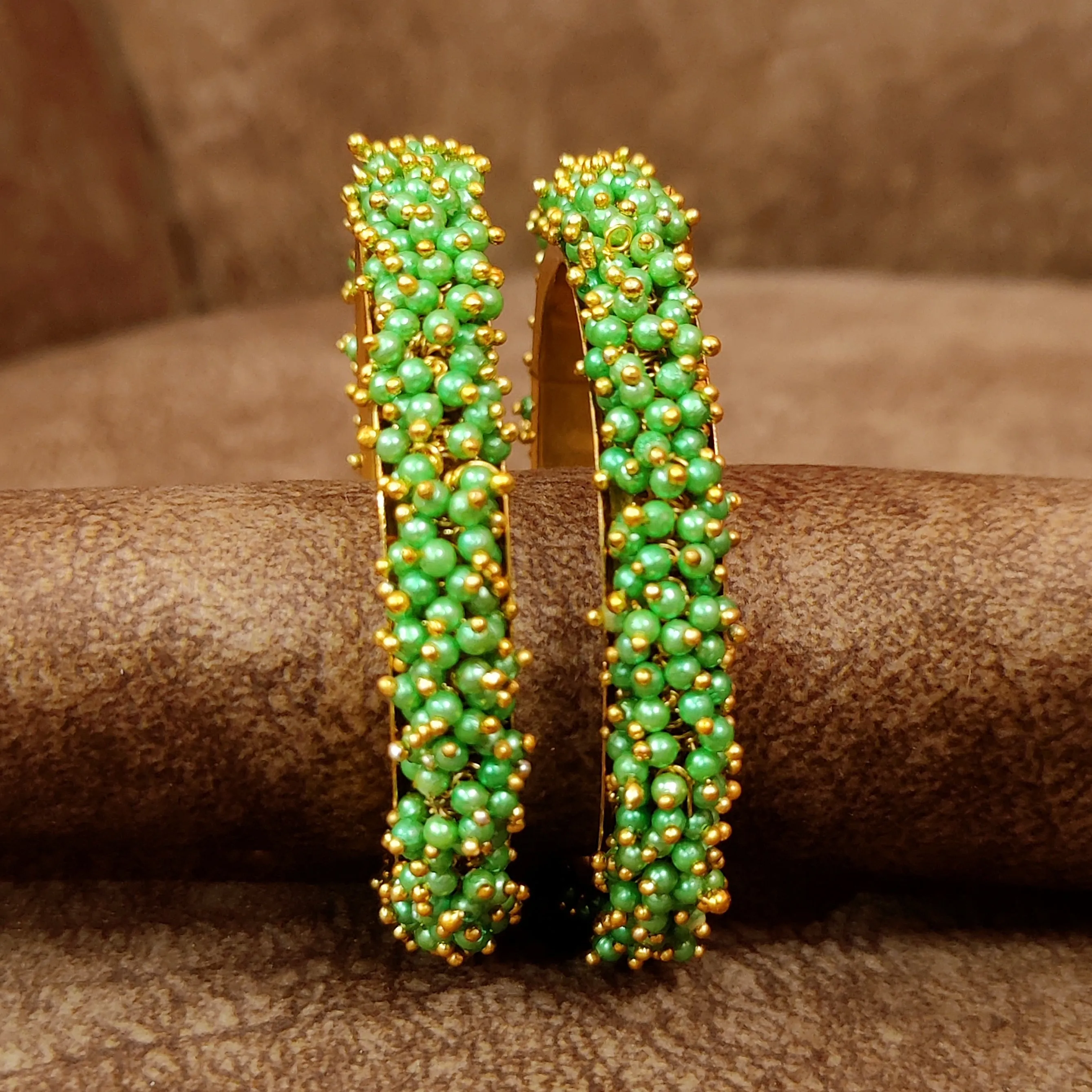 GOLD PLATED GREEN PEARL GAJRA BANGLES