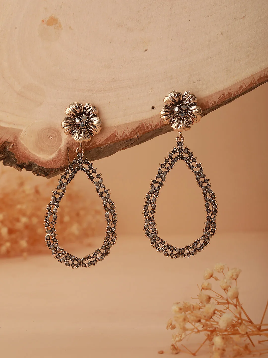 Gold-Toned & Gold Contemporary Tear Drop Earrings