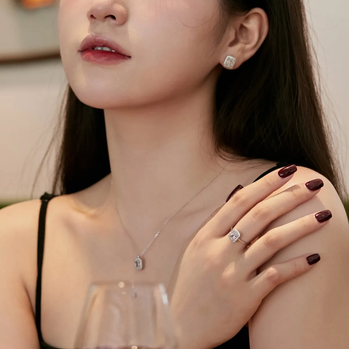 [Goodv]1.0 Carat Luxurious Dainty Emerald Cut Daily Earrings