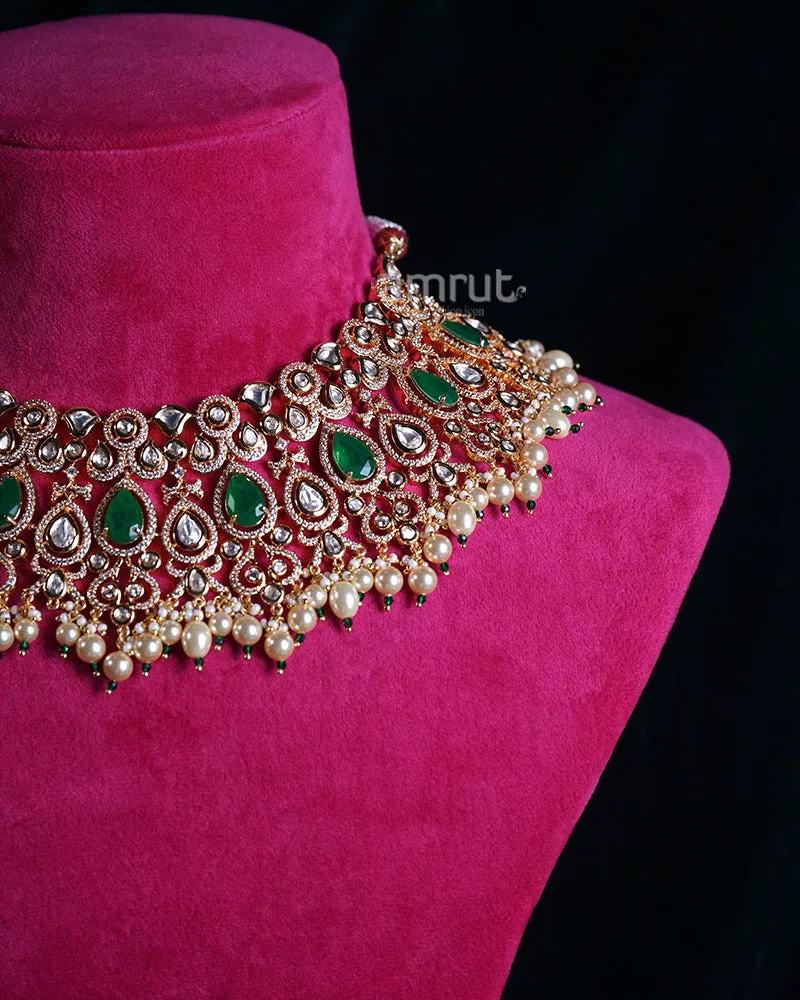 Green Emerald Stone with Pearls Choker Necklace Set