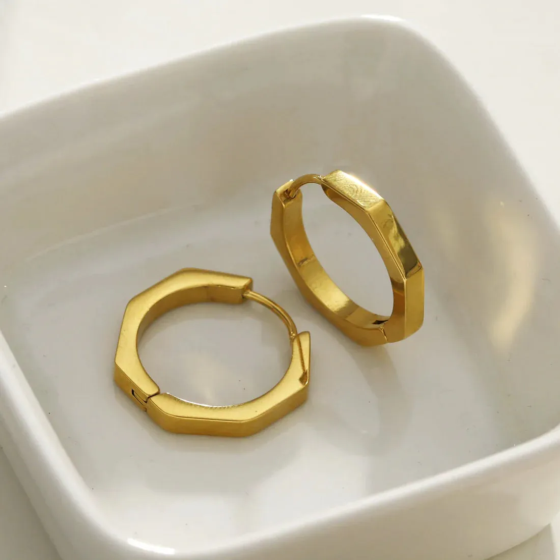 HACKNEY NINE // BOLZANO HEXAGON HOOPS