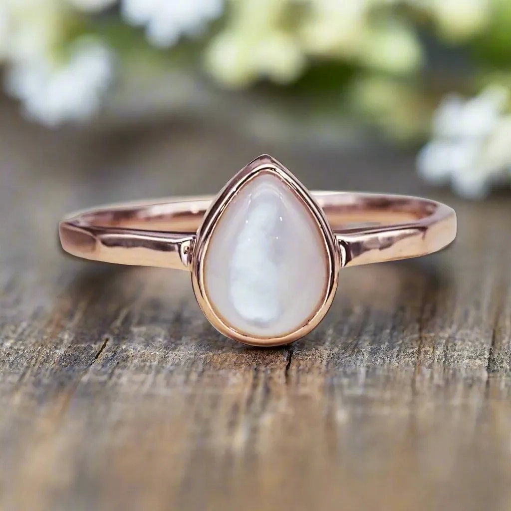 June Birthstone Ring - Pearl