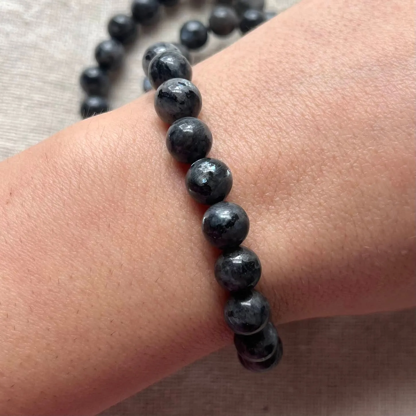 Labradorite 8mm Beaded Bracelet - Magic