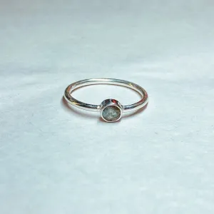 Labradorite Delicate 925 Sterling Silver Ring