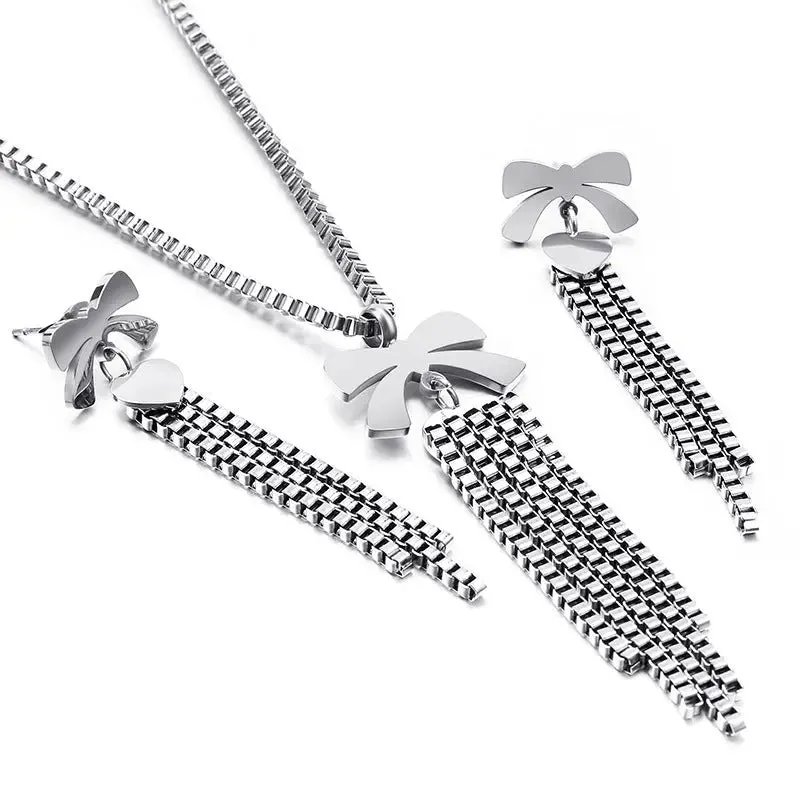 LOVCIA Chic Contemporary Design Fringe Titanium Necklace and Earring Set