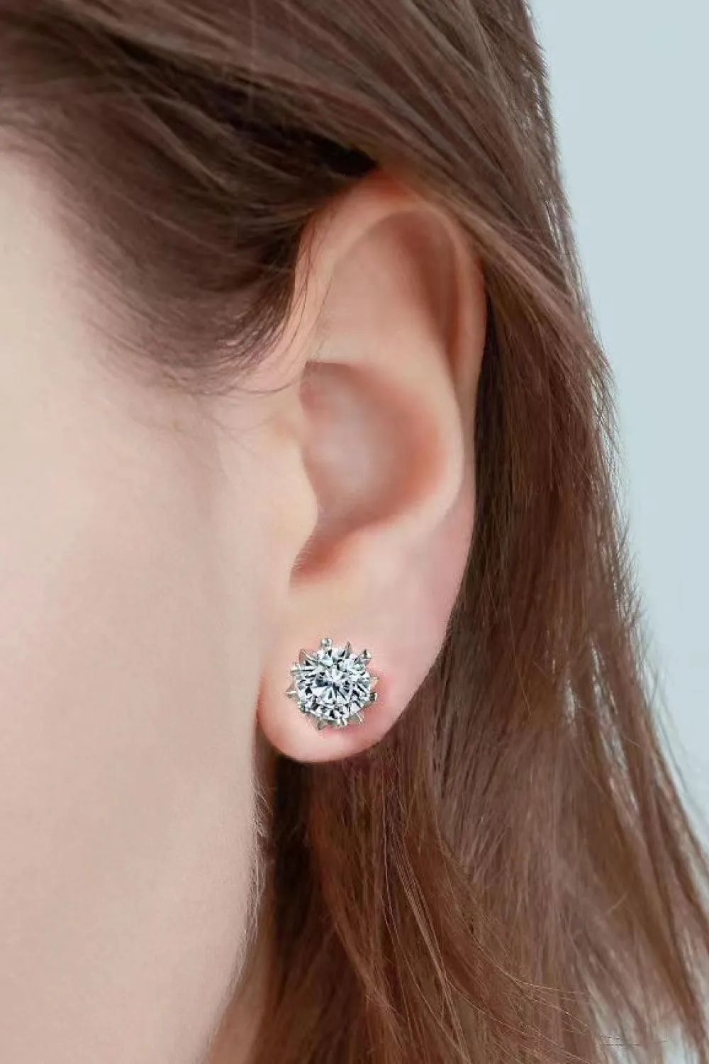 Luxurious Shine 4 Carat Moissanite Stud Earrings